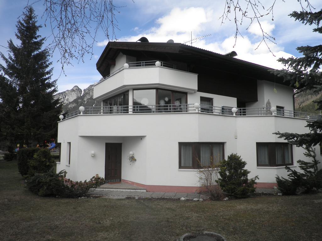 Haus Drescher Lägenhet Obsteig Rum bild